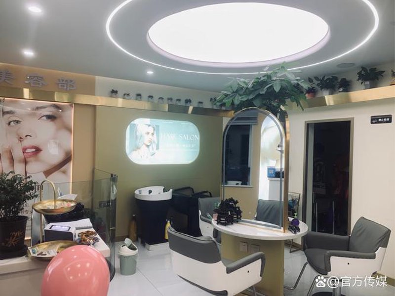 美发工具：打造个性化美发新趋势